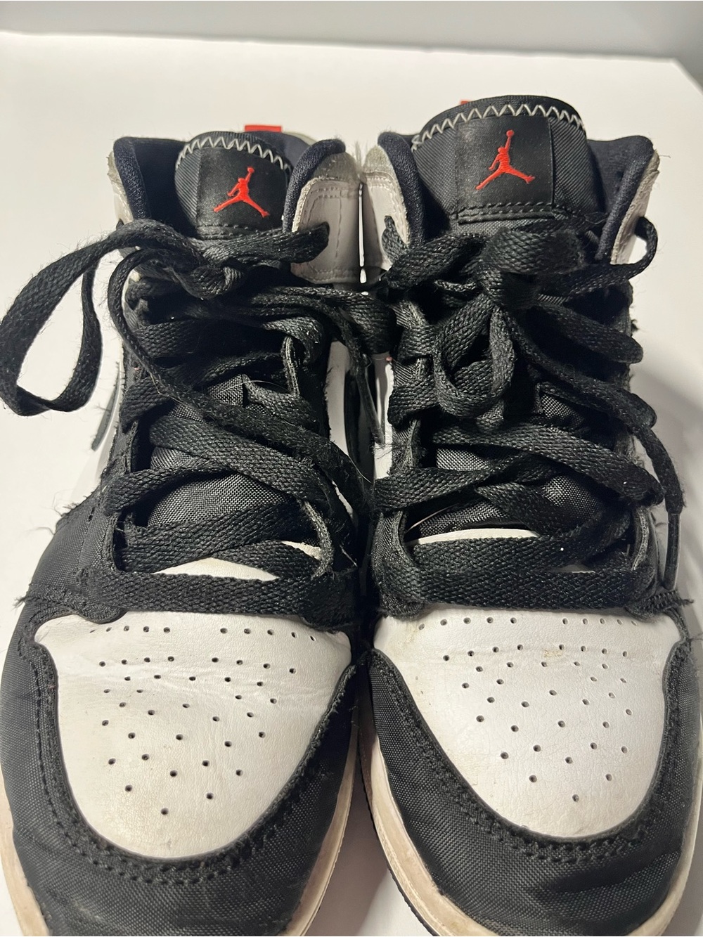 Nike Air Jordan 1 Mid SE 'Red Black Toe' sneakers - Picture 4 of 10